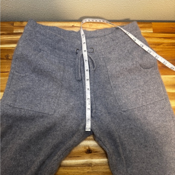C by Bloomingdale's 100% Cashmere Joggers S - Picture 10 of 12